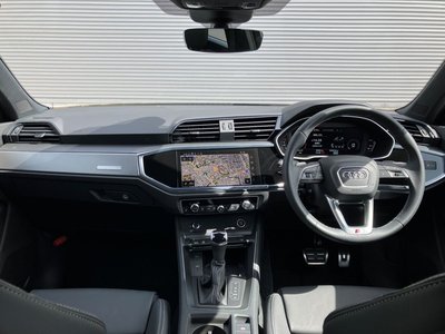 AUDI Q3 - 10