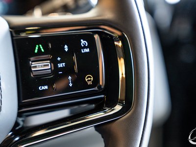 2025 LAND Rover RANGE ROVER EVOQUE thumbnail 11