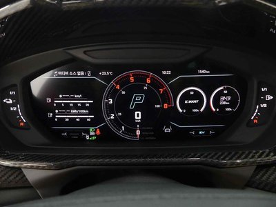 LAMBORGHINI URUS - 7