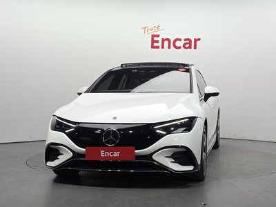 MERCEDES-BENZ EQE - 2