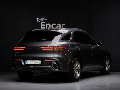 صورة 4 لـ 2023 Genesis GV70