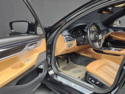 صورة 10 لـ 2019 BMW 7 SERIES