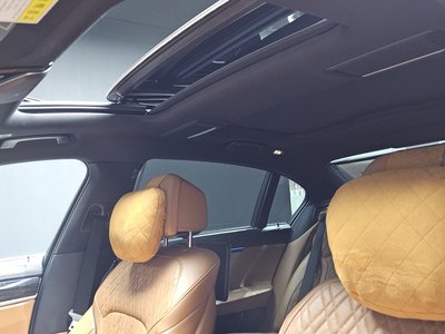 2019 BMW 7 SERIES thumbnail 18