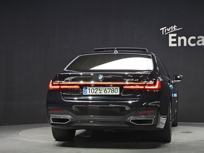 صورة 4 لـ 2019 BMW 7 SERIES