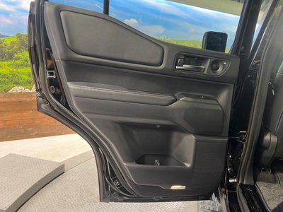 صورة مصغرة 41 لـ 2025 Toyota LAND CRUISER 250