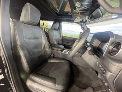 صورة 10 لـ 2025 Toyota LAND CRUISER 250