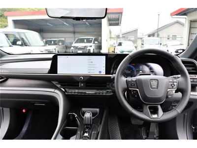 TOYOTA CROWN SPORT - 4