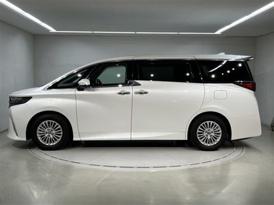 2023 Toyota ALPHARD 照片 3