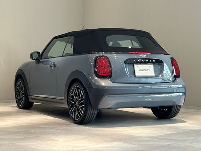 صورة مصغرة 57 لـ 2025 MINI COOPER CONVERTIBLE