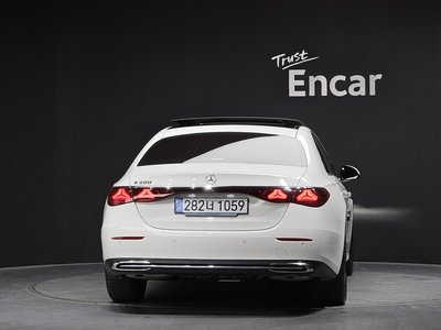 MERCEDES-BENZ E-CLASS - 4