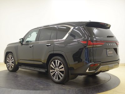 LEXUS LX - 2