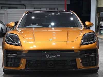 PORSCHE PANAMERA - 4