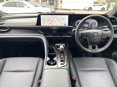 TOYOTA CROWN ESTATE - 2