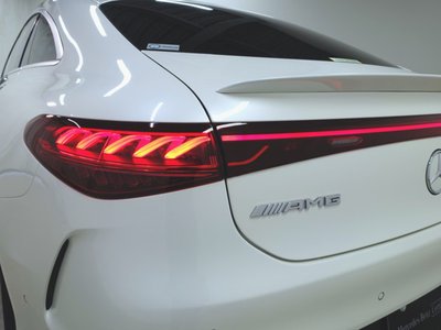 MERCEDES-BENZ EQS AMG - 5