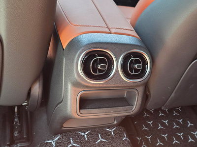 2026 Mercedes-BENZ GLC 缩略图 13