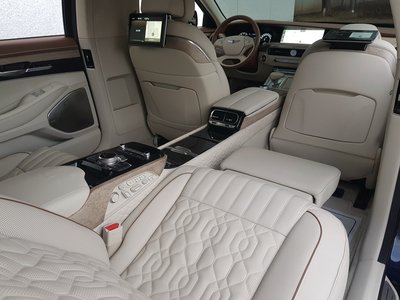 2020 Genesis G90 照片 1
