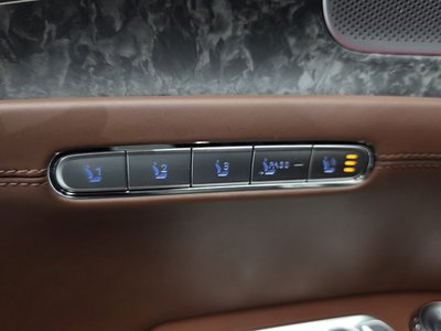 صورة مصغرة 28 لـ 2022 Genesis G90 (RS4)