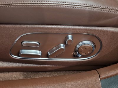 صورة مصغرة 31 لـ 2022 Genesis G90 (RS4)