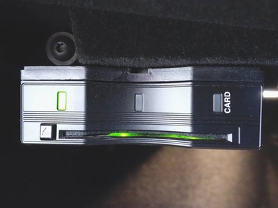 MERCEDES-BENZ E-CLASS - 10