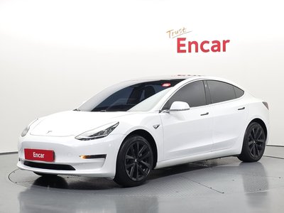 TESLA MODEL 3 - 1
