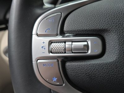 2024 Genesis GV70 — миниатюра 31