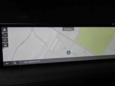 2024 Genesis GV70 — миниатюра 21