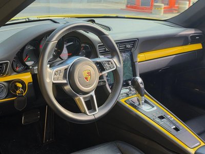PORSCHE 911 - 9