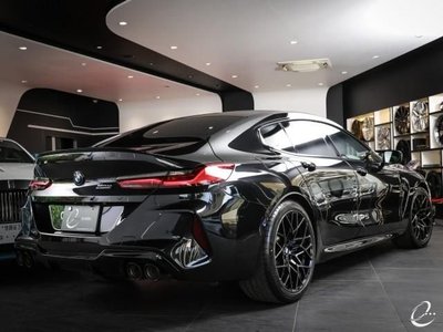 BMW M8 - 2