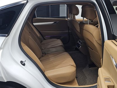 2025 Genesis G80 (RG3) — миниатюра 17