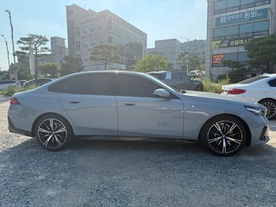 BMW 5 SERIES - 7