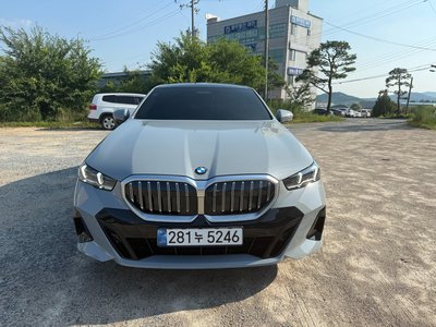 BMW 5 SERIES - 2