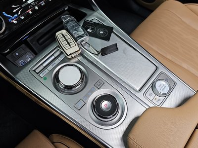 GENESIS GV80 - 9