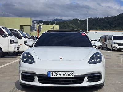 PORSCHE PANAMERA - 2