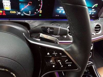 MERCEDES-BENZ E-CLASS - 9