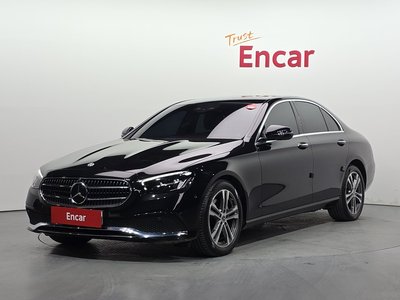 MERCEDES-BENZ E-CLASS - 1