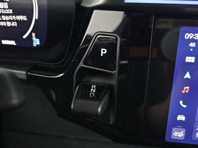 PORSCHE MACAN - 9