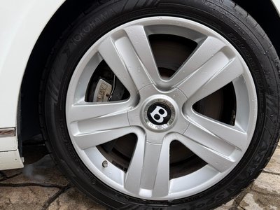 BENTLEY CONTINENTAL - 9