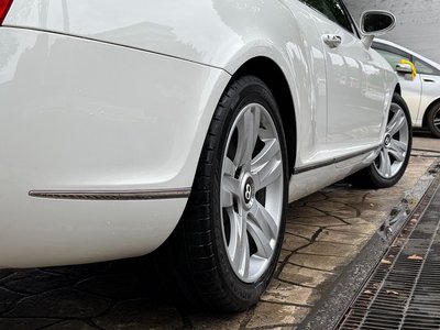 BENTLEY CONTINENTAL - 7