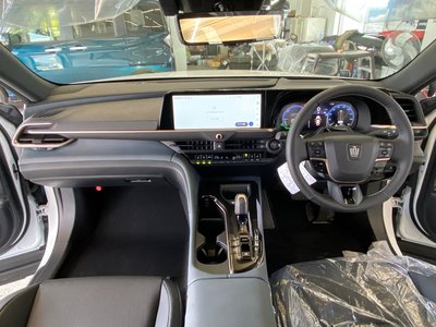 TOYOTA CROWN ESTATE - 5