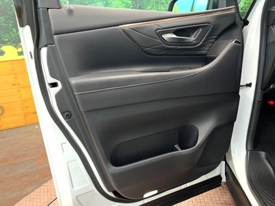 2026 Toyota ALPHARD thumbnail 66