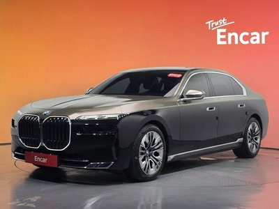 2023 BMW 7 SERIES — фото 2