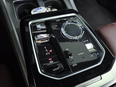 2023 BMW 7 SERIES — миниатюра 12
