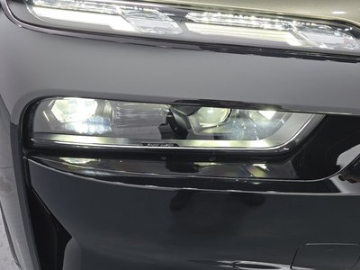 2023 BMW 7 SERIES photo 9