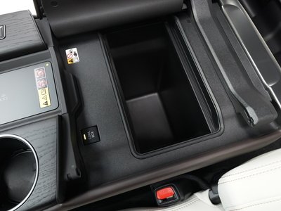 LEXUS LX - 9