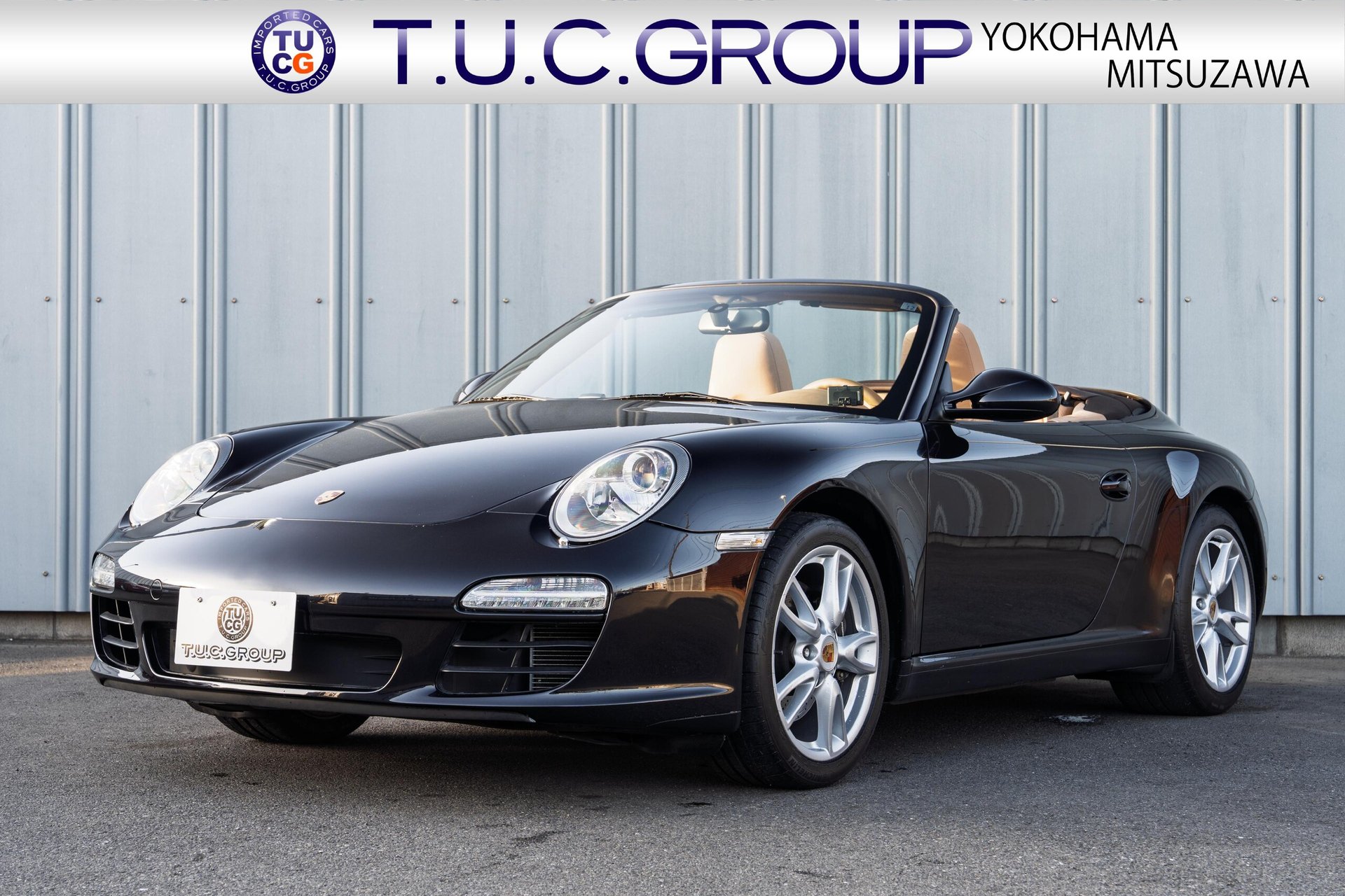 PORSCHE 911 CABRIOLET - View 1