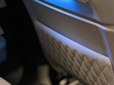 2025 BMW X7 — миниатюра 15