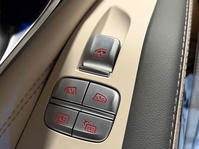2025 BMW X7 — миниатюра 17