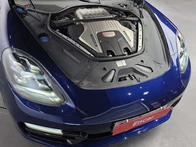 PORSCHE PANAMERA - 7