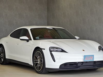 صورة 1 لـ 2021 Porsche TAYCAN
