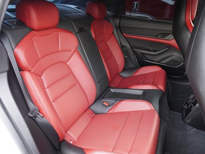 2021 Porsche TAYCAN 缩略图 20